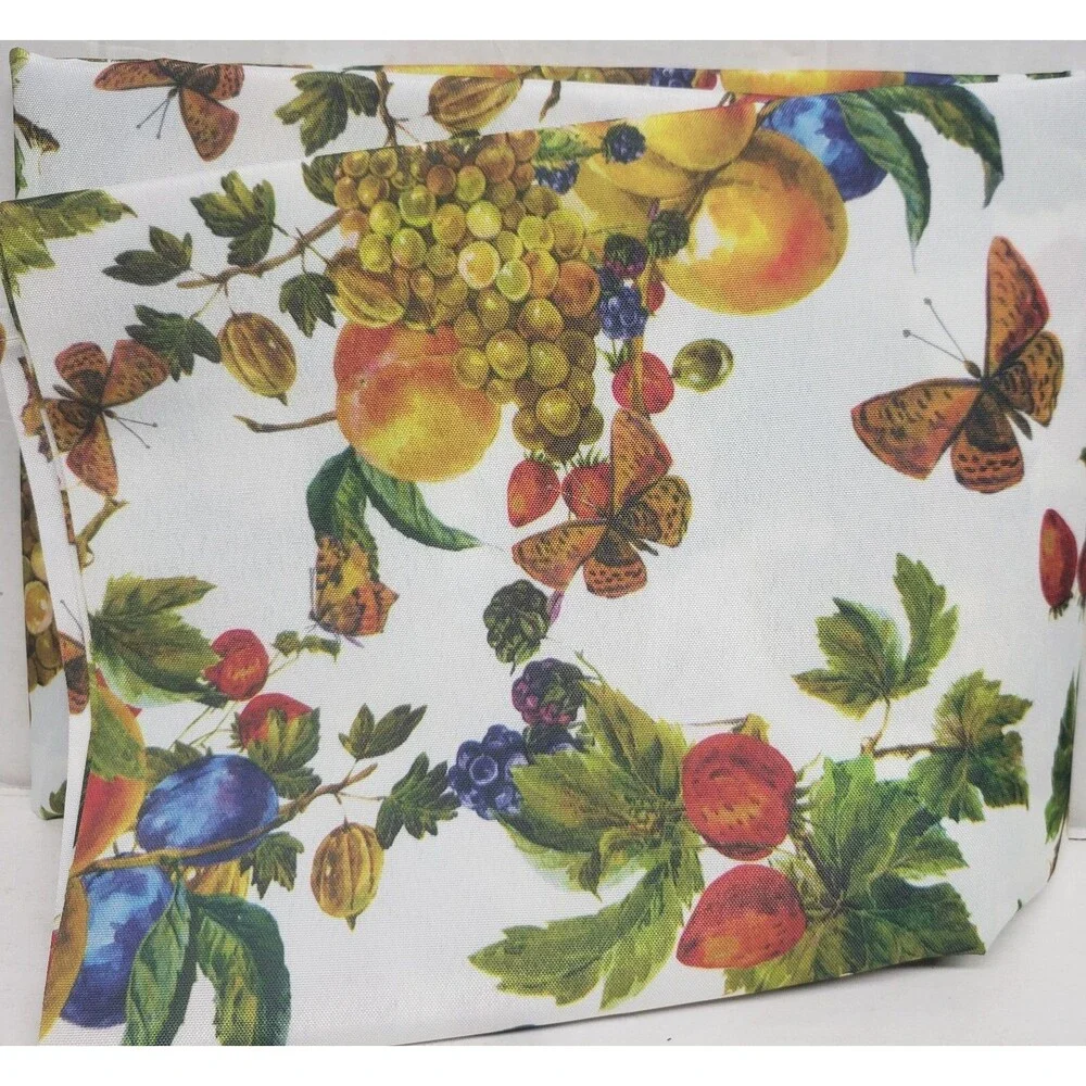 1 Printed Fabric Tablecloth,60